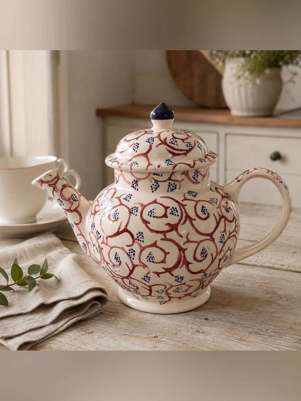 Rare Emma Bridgewater Canterbury Cathedral Medieval Vine 4 Cup Teapot England
